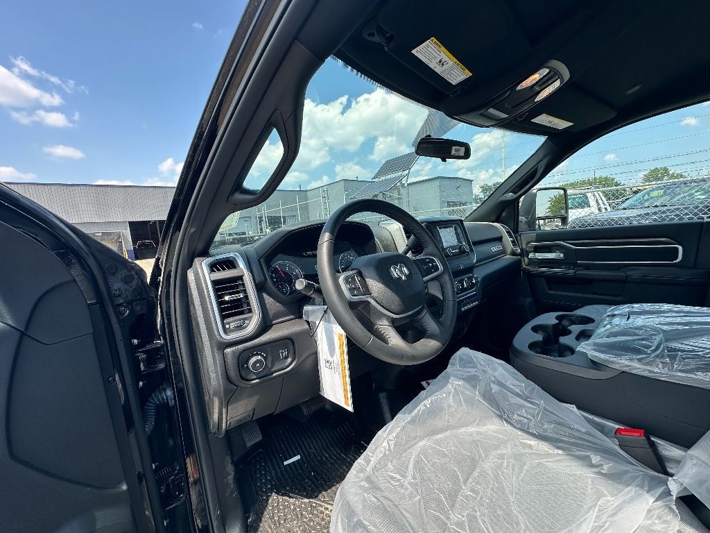 2024 RAM 5500 Chassis WITH A CENTURY 19.5' STEEL CARRIER