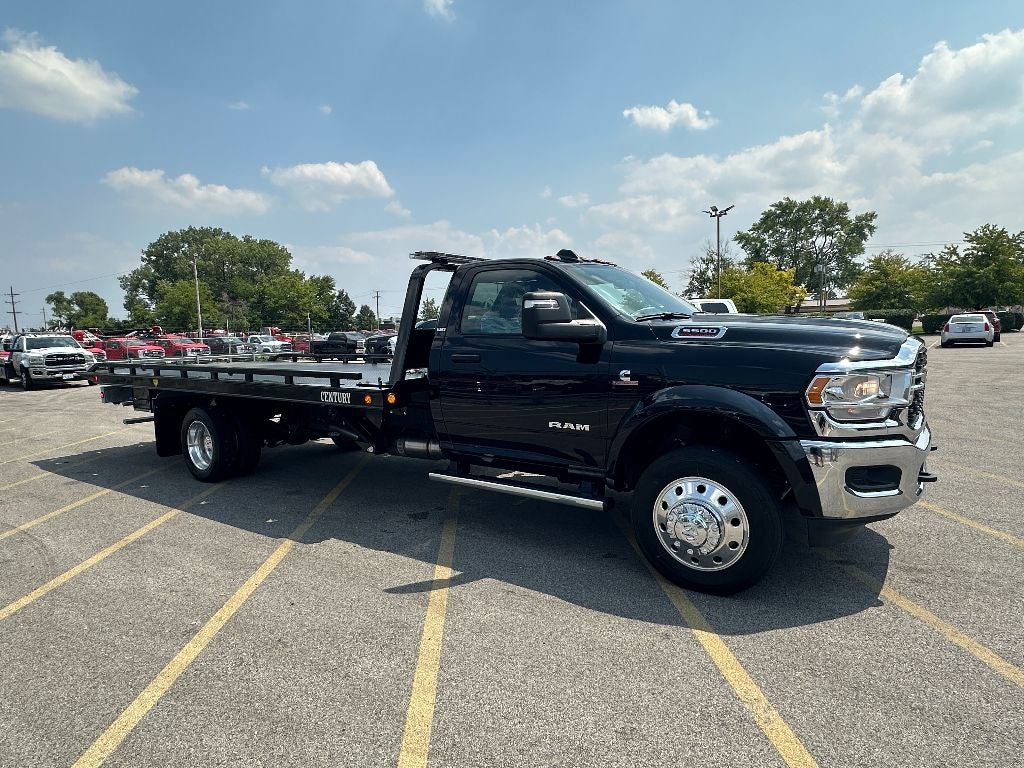 2024 RAM 5500 Chassis WITH A CENTURY 19.5' STEEL CARRIER