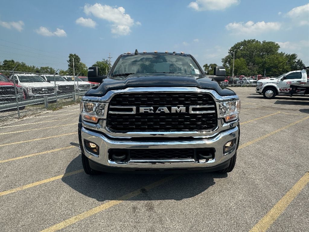 2024 RAM 5500 Chassis WITH A CENTURY 19.5' STEEL CARRIER