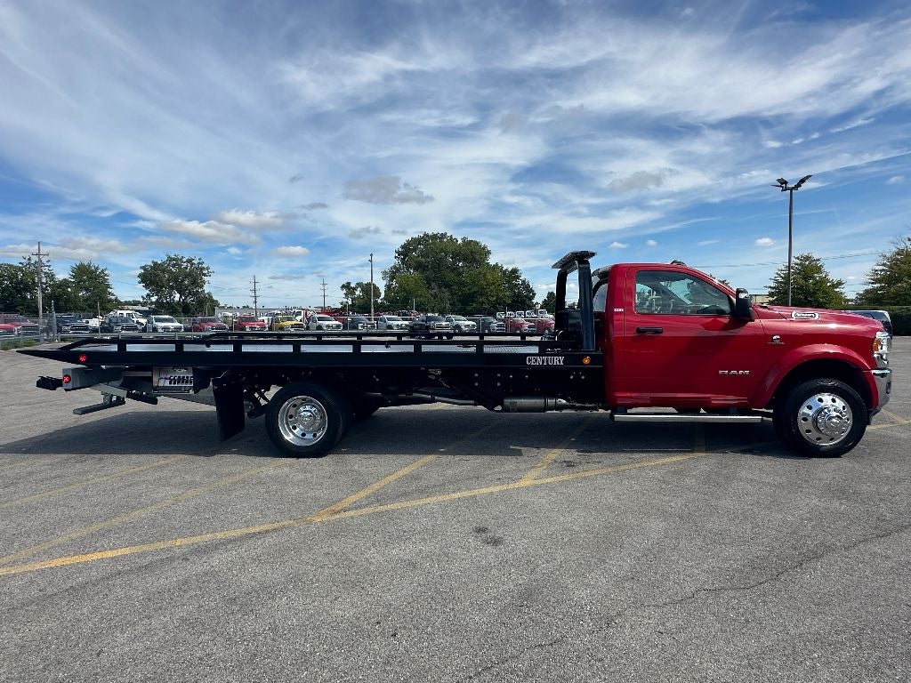 2024 RAM 5500 Chassis SLT WITH A CENTURY 19.5' STEEL CARRIER