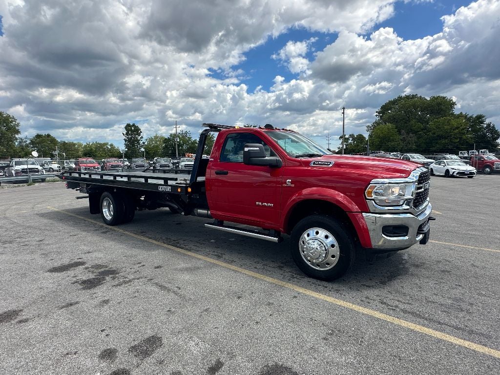 2024 RAM 5500 Chassis SLT WITH A CENTURY 19.5' STEEL CARRIER