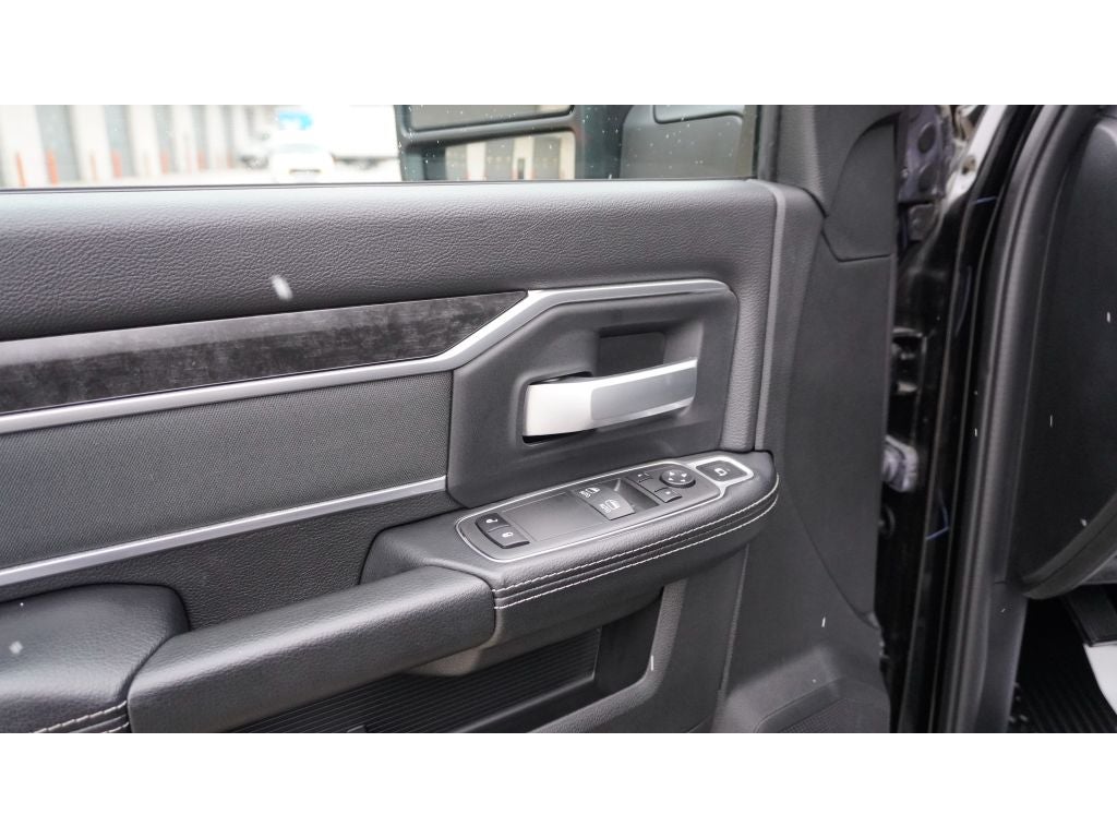 2024 RAM 5500 Chassis w/ Century 10S Carrier