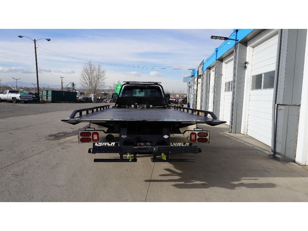 2024 RAM 5500 Chassis w/ Century 10S Carrier