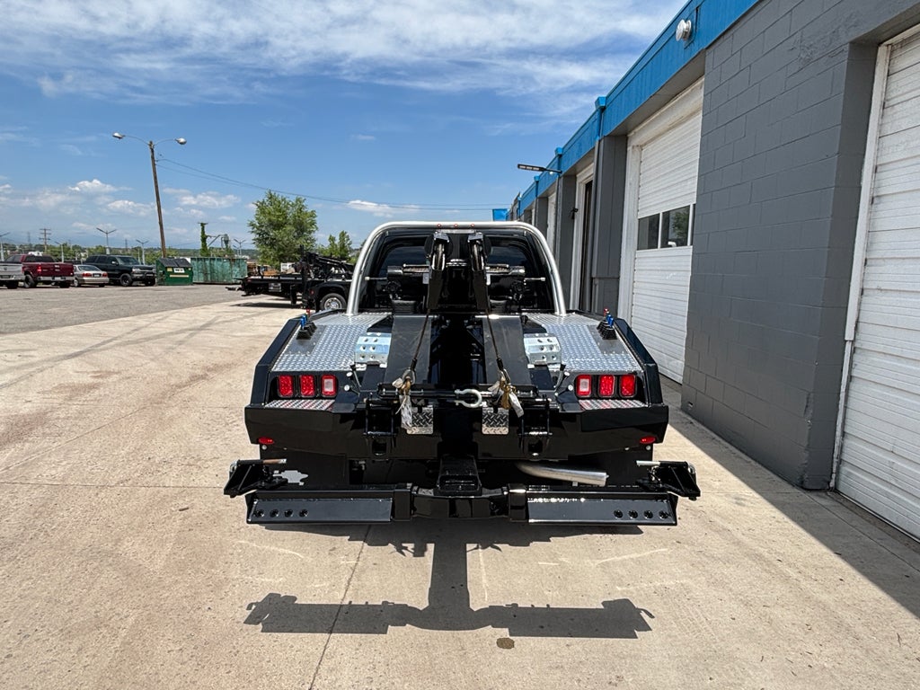 2024 RAM 5500 Chassis w/ Vulcan 894 Wrecker