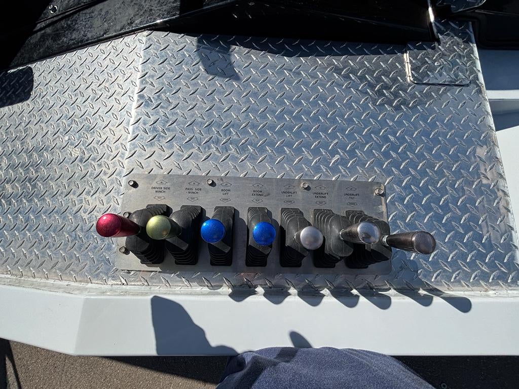 2024 RAM 5500 Chassis w/ Century 612 Wrecker