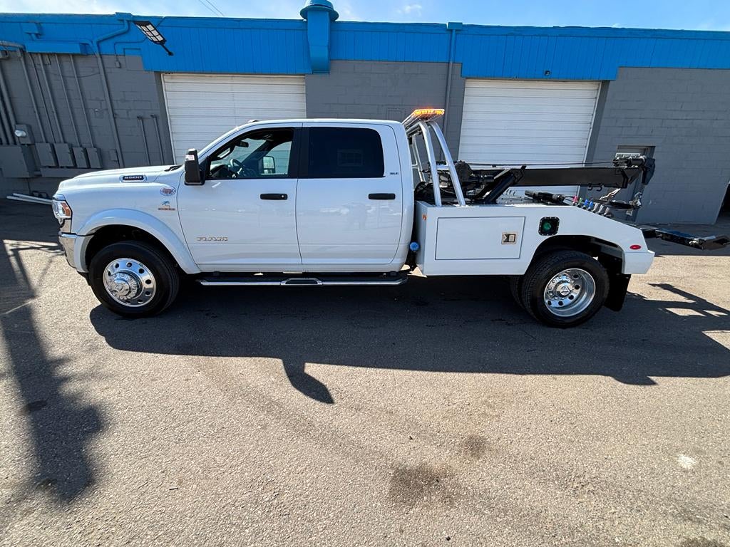 2024 RAM 5500 Chassis w/ Century 612 Wrecker