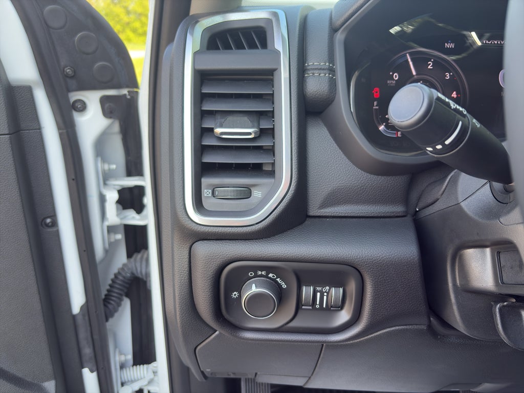 2023 RAM 5500 Chassis w/ Vulcan 894 Wrecker