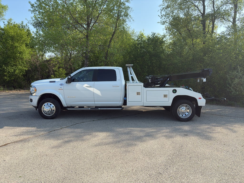 2023 RAM 5500 Chassis w/ Vulcan 894 Wrecker