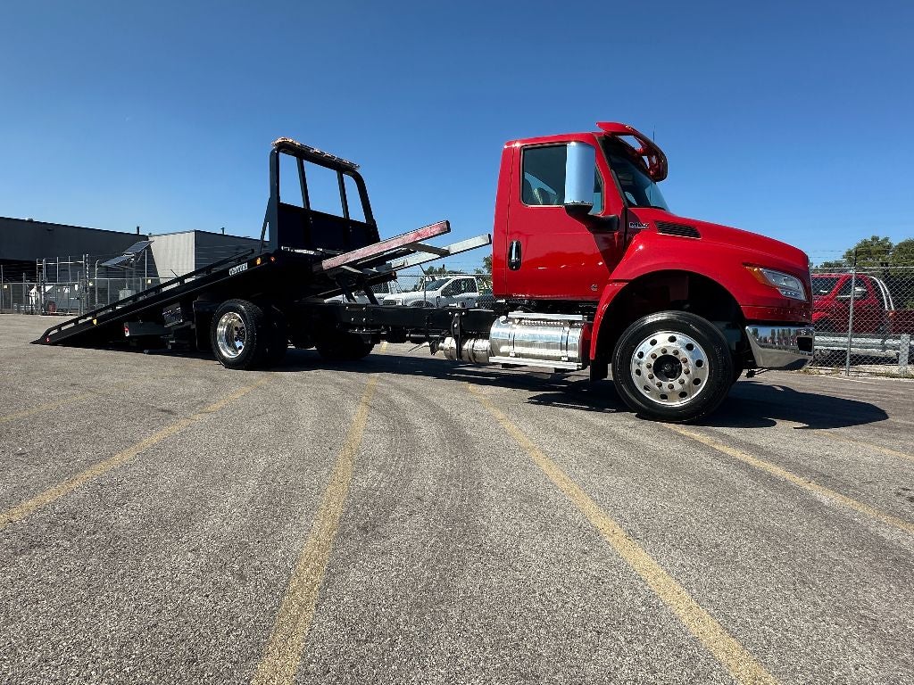 2025 International MV607 WITH A CENTURY 21.5' STEEL CARRIER