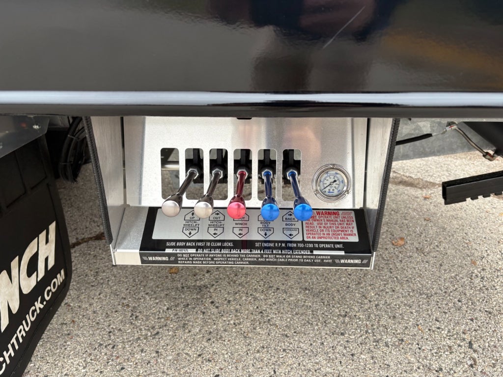 2025 CENTURY INTERNATIONAL w/ Century 12S Carrier