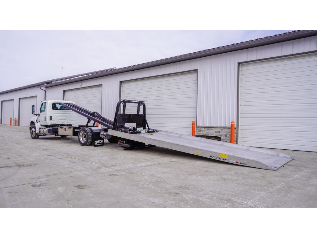 2026 International MV w/ Chevron VLA Carrier