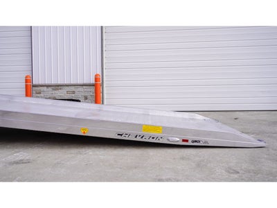 2026 International MV w/ Chevron VLA Carrier