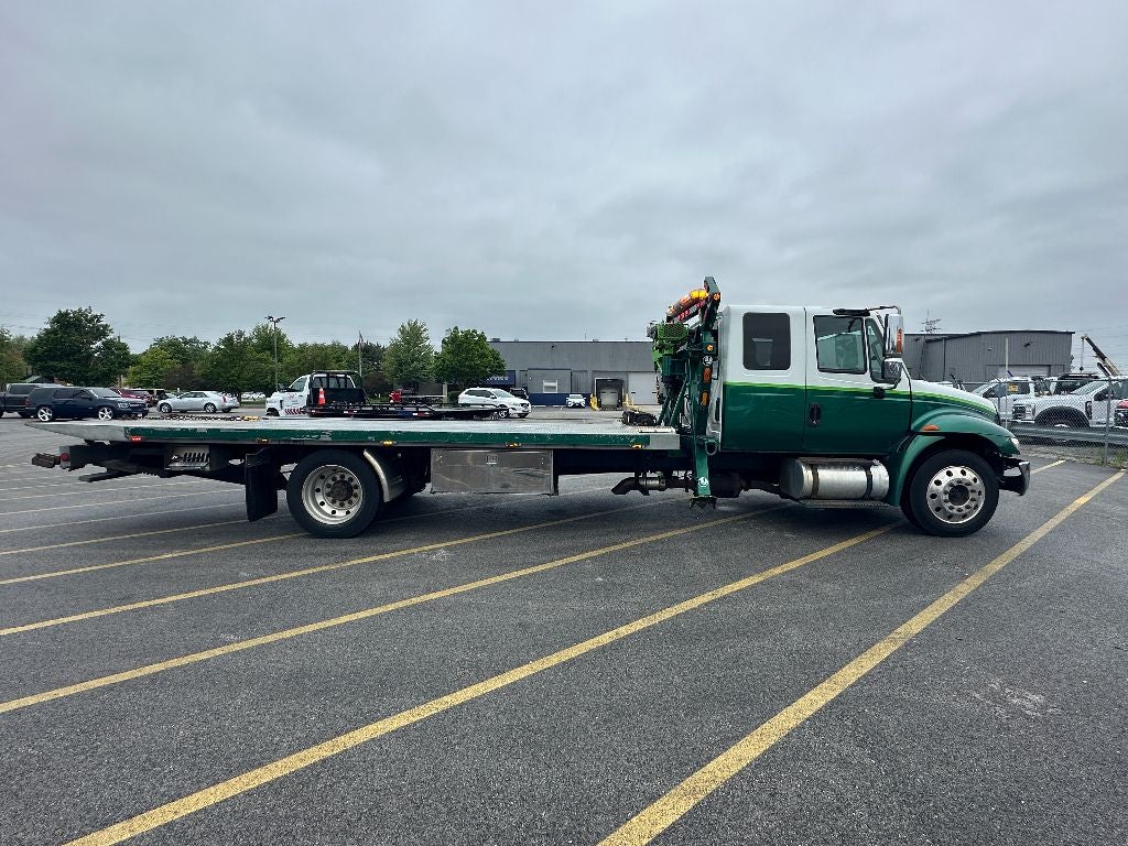 2012 International 4300 MA025 WITH A CENTURY 21' GALV STEEL