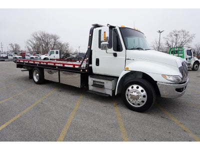 2016 International 4300 MA025 WITH A CENTURY 21.5' STEEL CARRIER