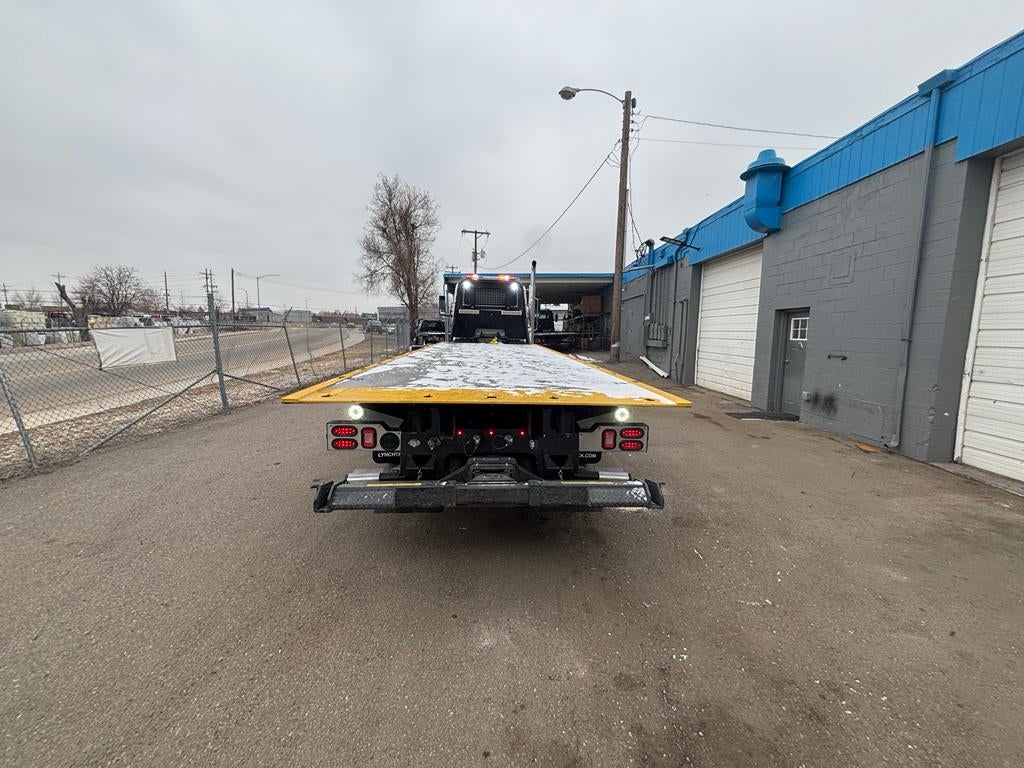 2025 International HX520 w/ Century 30S Industrial Carrier