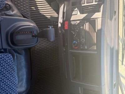 2025 Isuzu NPR-HD 16' Morgan Van Body