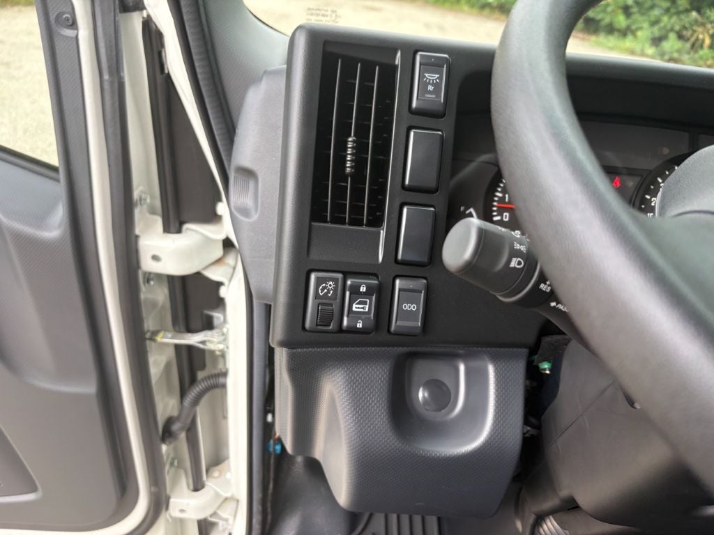 2024 Isuzu NPR-HD 16' US Truck Van Body