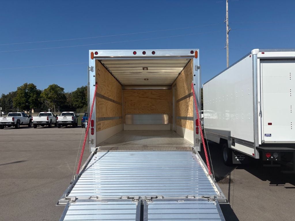 2025 Chevrolet 5500XG 5500HG / 5500 XG / 5500HD / 5500XD 16' Duramag Landscape Body