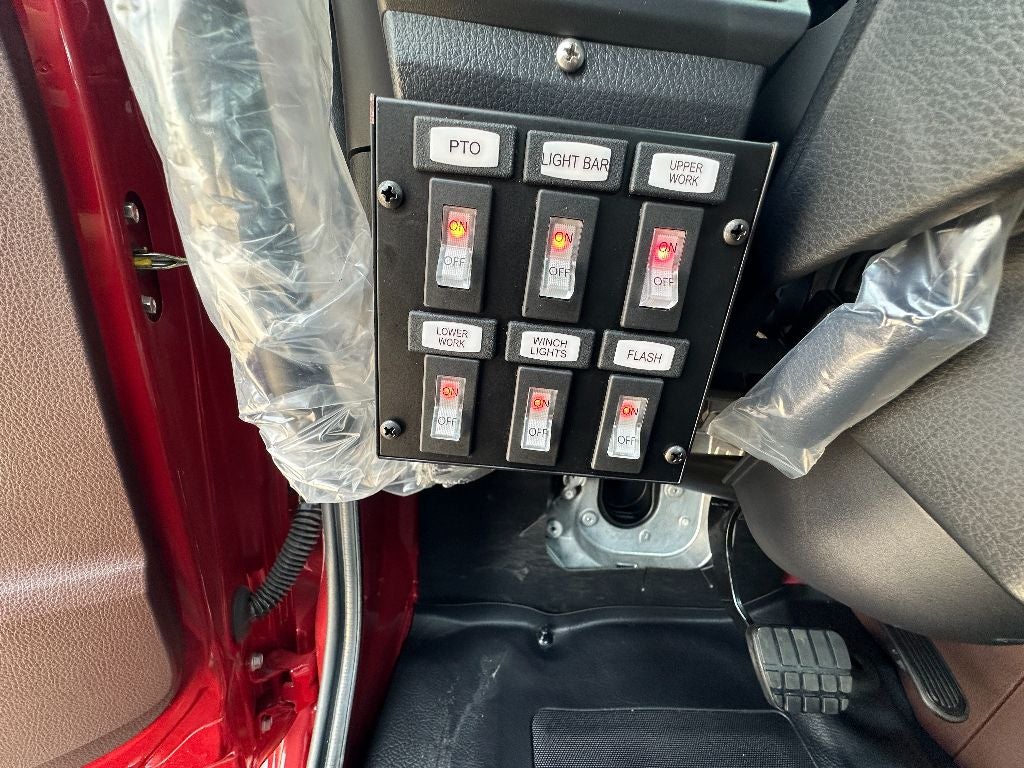 2025 Hino L6 WITH A CENTURY 21.5' STEEL CARRIER