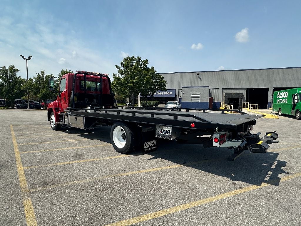 2025 Hino L6 WITH A CENTURY 21.5' STEEL CARRIER