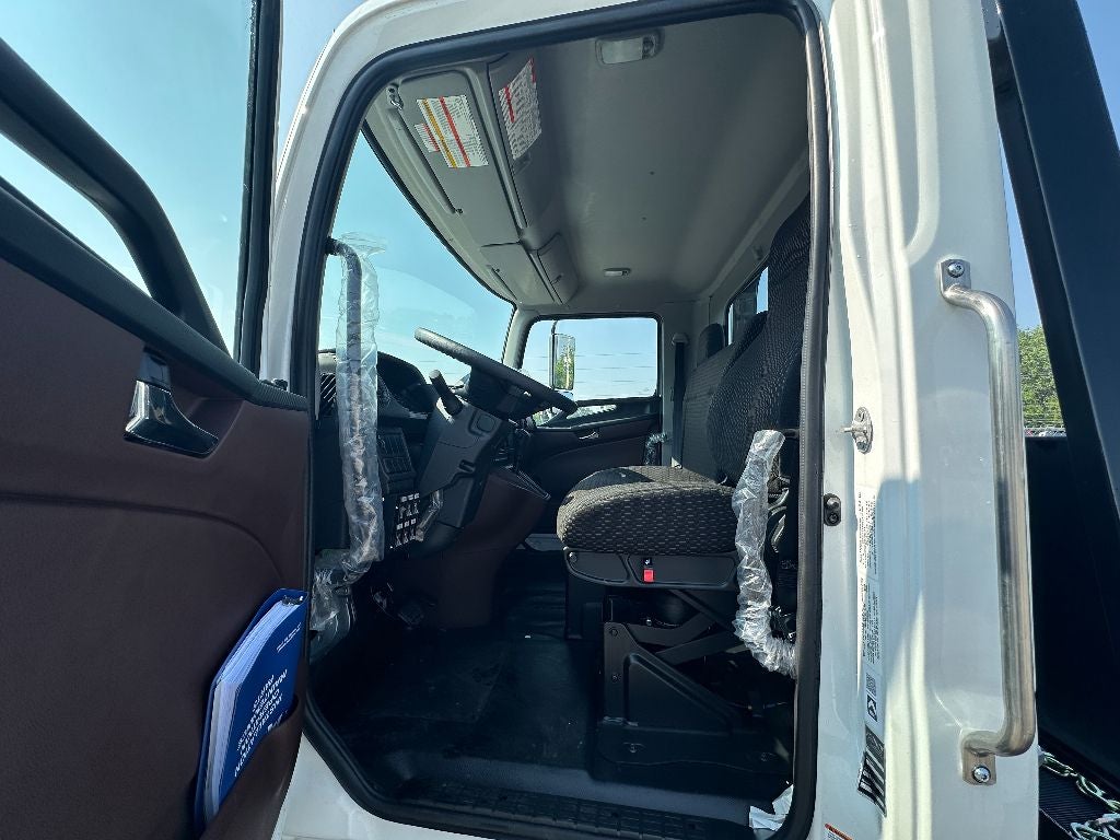 2025 Hino L6 WITH A CENTURY 21.5' STEEL CARRIER