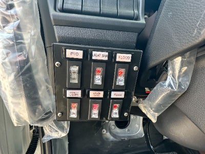 2025 Hino L6 WITH A CENTURY 21.5' STEEL CARRIER