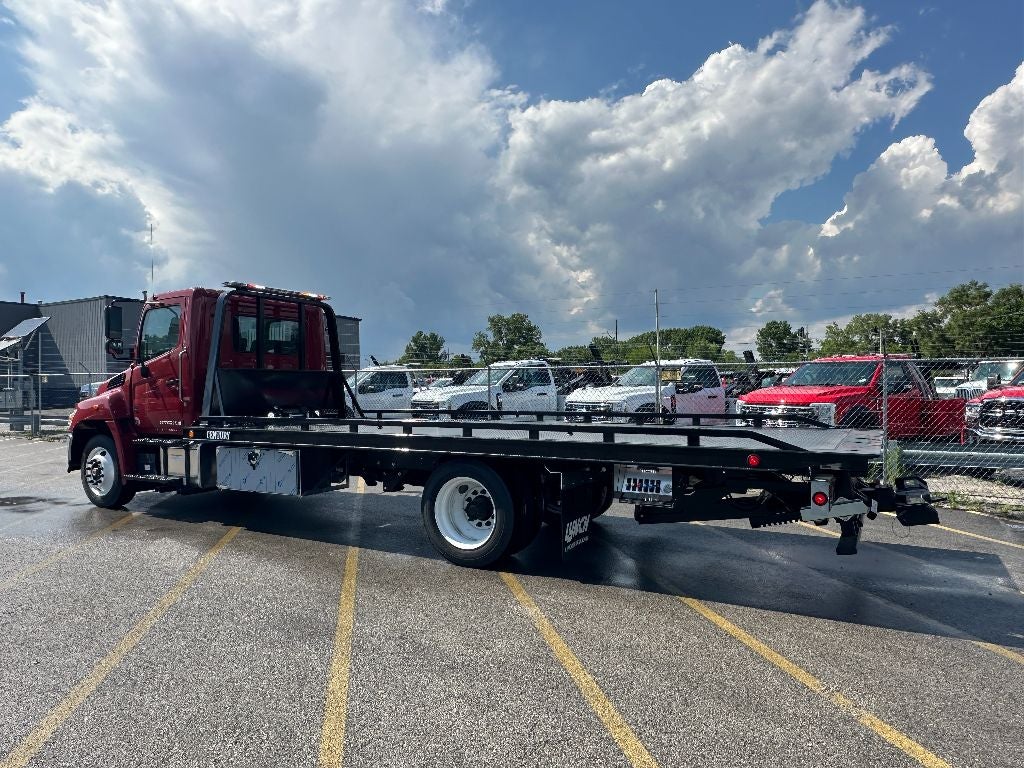 2025 Hino L6 WITH A CENTURY 21.5' STEEL CARRIER