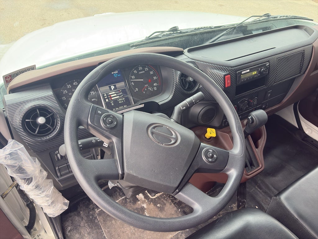 2026 Hino L6 26' ITD Van Body