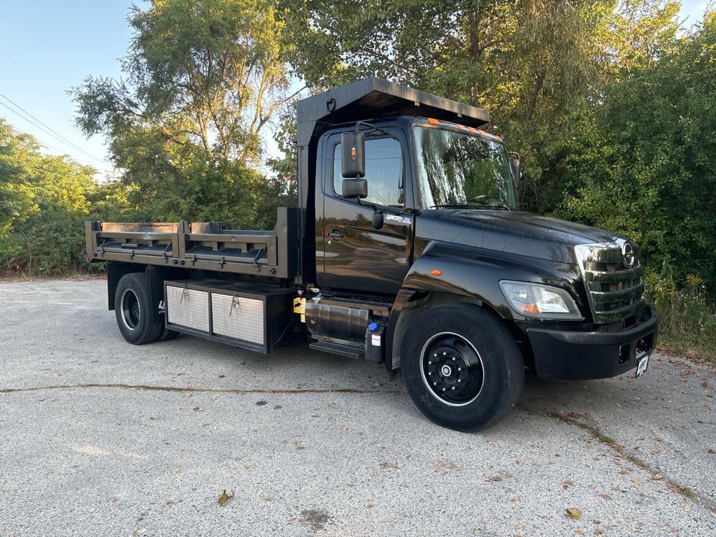 2017 HINO 338 14' Dump Body