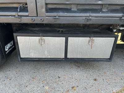 2017 HINO 338 14' Dump Body