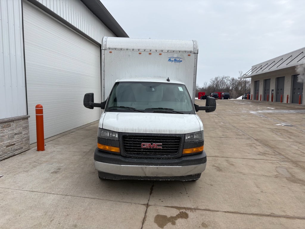 2025 GMC Savana 3500 17' Bay Bridge Van Body