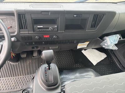 2025 Isuzu NRR NRR 20' Bay Bridge Van Body