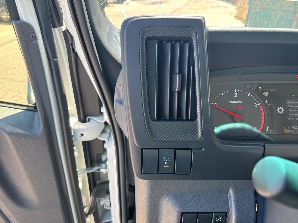 2025 Isuzu NRR NRR 16' Wabash Van Body