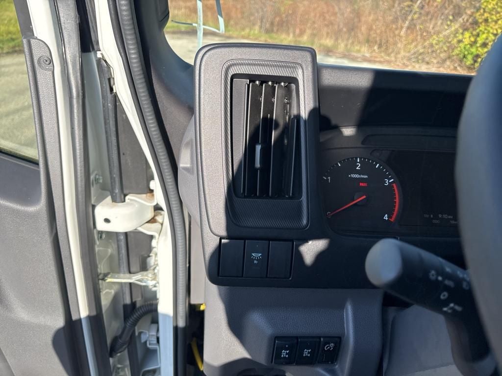 2025 Chevrolet 5500XD LCF DIESEL 176 WB REG