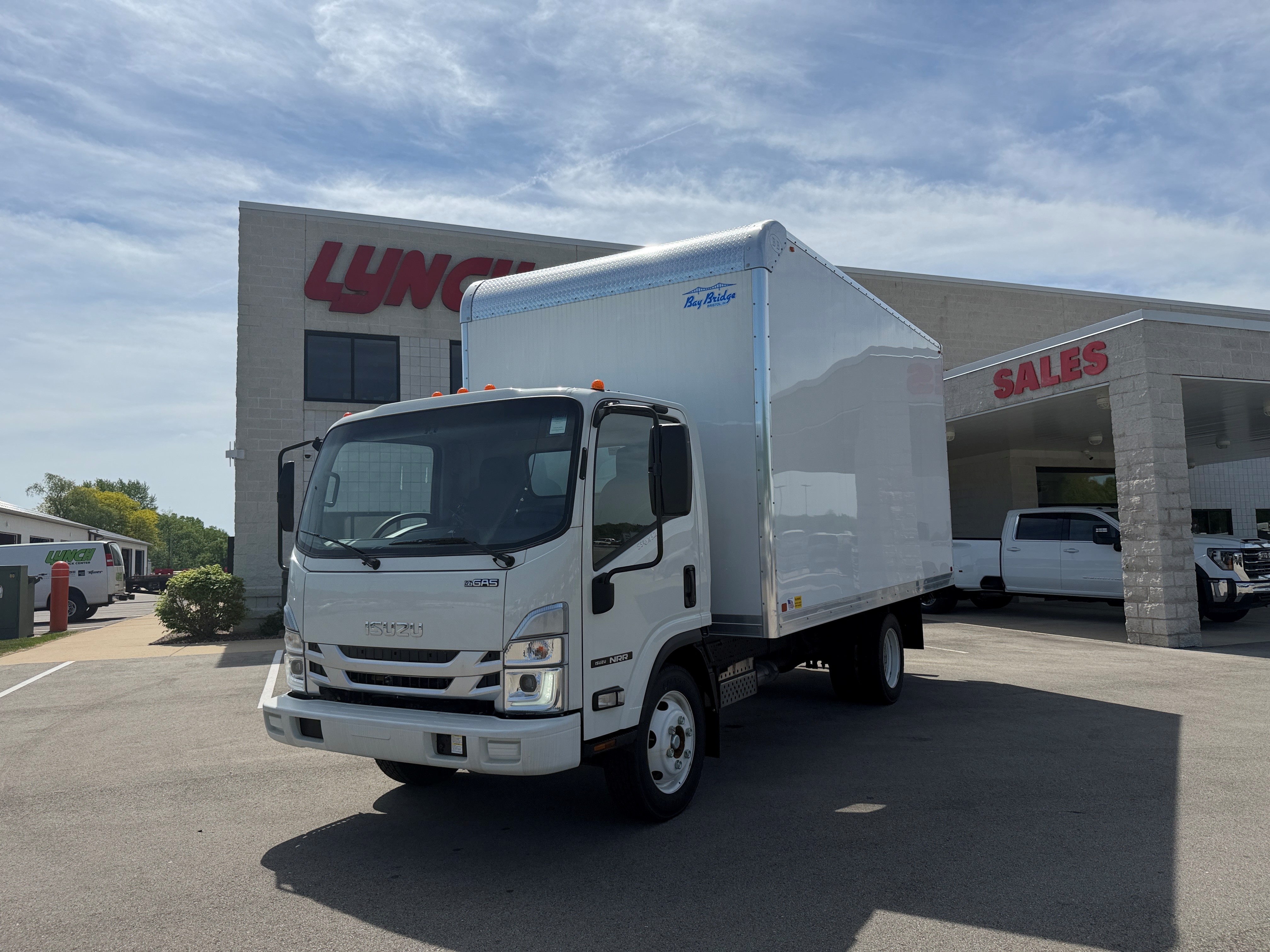 2025 Isuzu NRR's photo