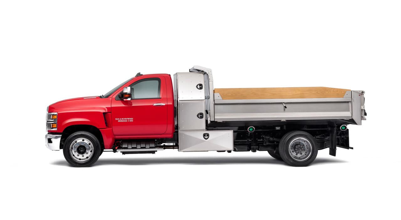 Lynch Truck Center in Waterford WI