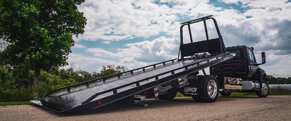 Light Duty Wrecker Tow Truck